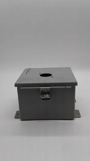 Used HAMMOND MANUFACTURING _UNKNOWN_ Electrical Boxes | ND Industrial Surplus #1225122