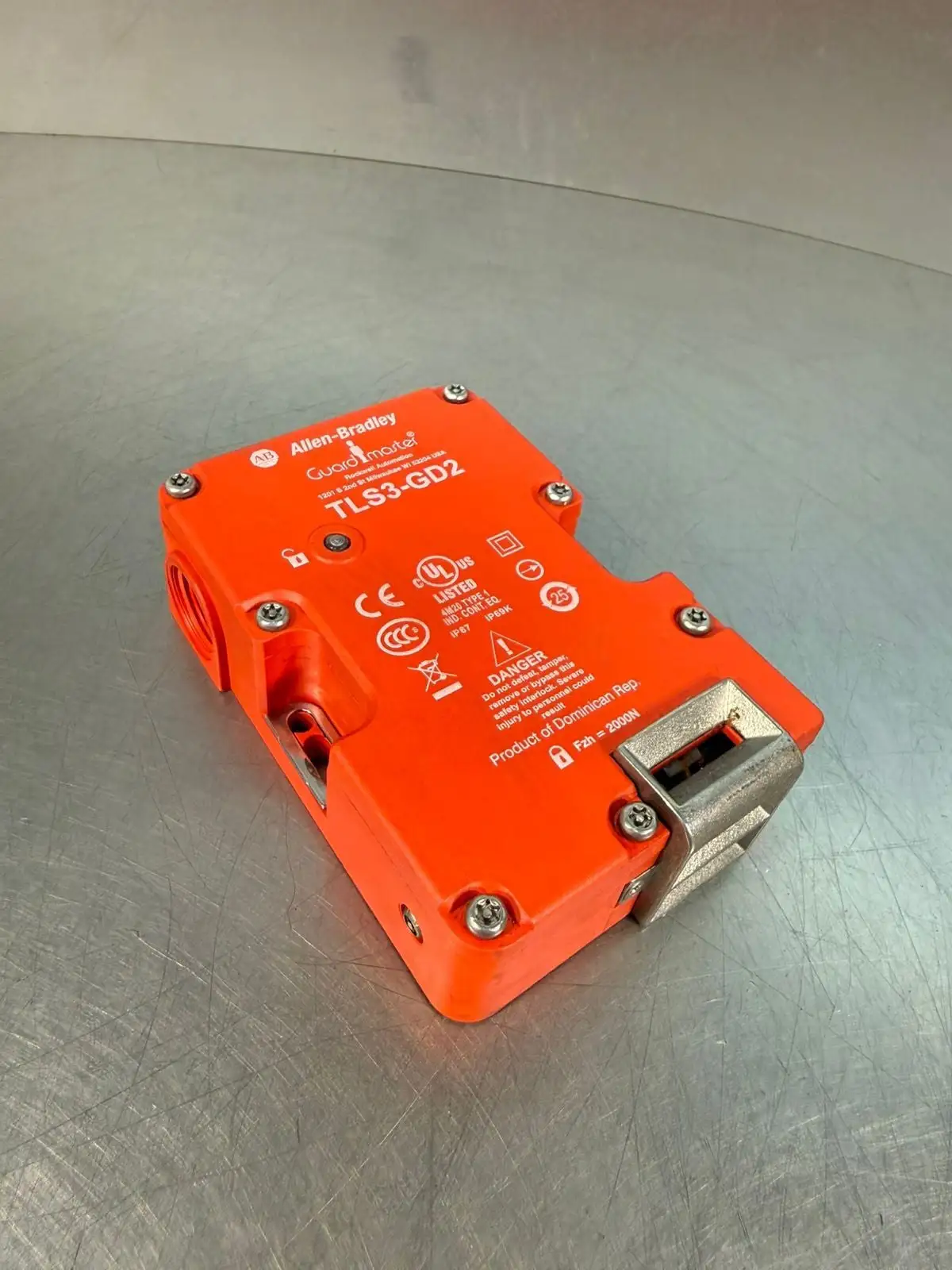 Allen Bradley Guardmaster TLS3-GD2 Safety Interlock Switch (4.1.1)