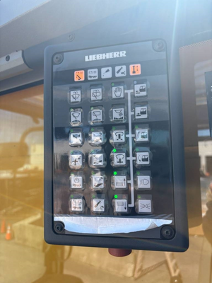 Used 2015 LIEBHERR LTM 1100-5.2 Mobile Cranes Connecticut US | Quality Cranes & Equipment #1485710