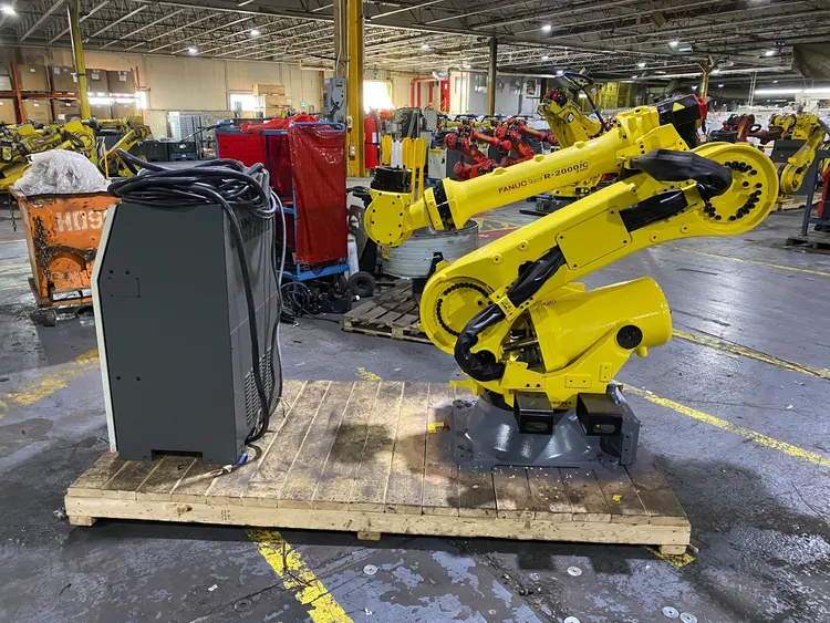 Used FANUC R-2000iC/210F + R-30iB Robots Michigan US | iGAM Industrial Marketplace #45252