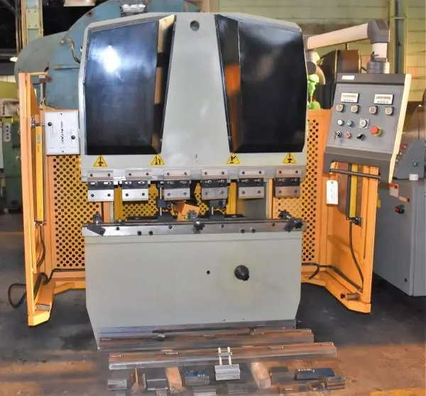 Used US INDUSTRIAL US224M Press Brakes Illinois US | BLUMBERG MACHINERY COMPANY #396742