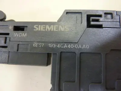 USED SIEMENS 6ES7 193-4CA40-0AA0