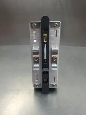 Sola SDN 5-24-100C Power Supply, 24VDC, 5A. 4E-42