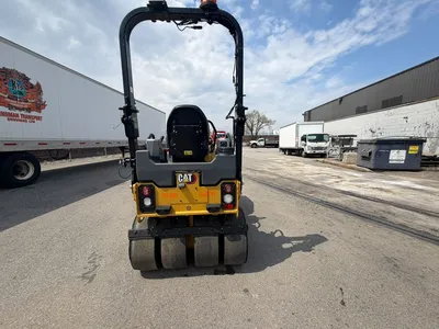 2023 CATERPILLAR CC2.7GC PAVING EQUIPMENT | Platinum Group (5)