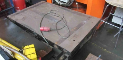 Hunter Scissor Lift
