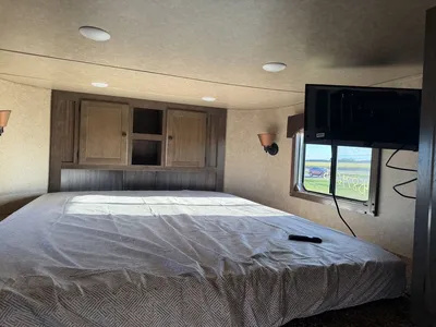 Used 2019 LAKOTA C839 HORSE TRAILER Livestock Trailers Minnesota US | Carco Truck & Equipment #1513943