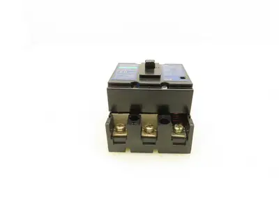 Mitsubishi NF30-CS No Fuse Breaker 20A 500VAC 3 Pole 2.5KA