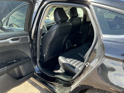 USED 2020 FORD FUSION