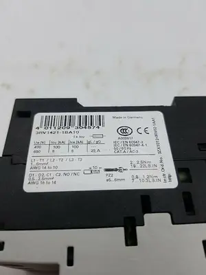 SIEMENS 3RV1421-1BA10
