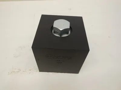 NEW SUN HYDRAULICS CXHA-XCN IARS MANIFOLD CXHAXCNIARS