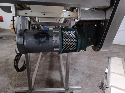 Safeline metal detector 27" x 5" opening
