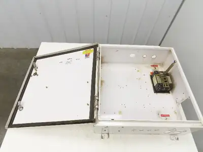 Hoffman A242408LP Electrical Enclosure Control Panel 24x24x8" Disconnect 100A