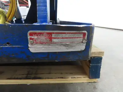Used VESTIL _UNKNOWN_ Misc Lifts Indiana US | Arrow Industrial #1408596