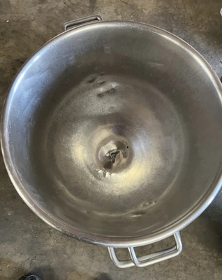 HOBART M-802 Dough Mixers | Envoy Equipment LLC (10)