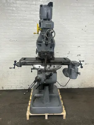 Bridgeport 9" x 32" 1/2 HP, 6-Speed Ram Type Vertical Milling Machine