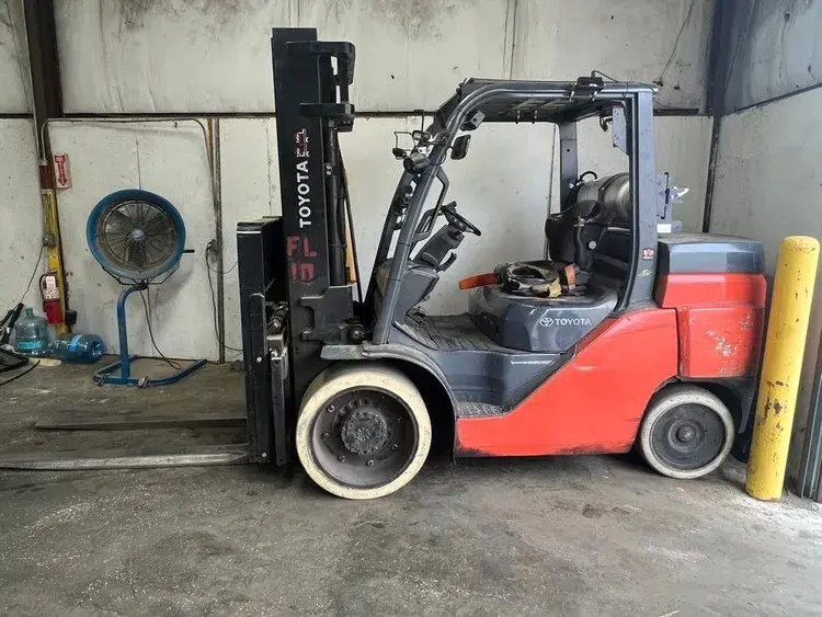 Used 2017 TOYOTA 8FGC70U Liquid Propane Forklifts Ohio US | G-2000, Inc. #1077173