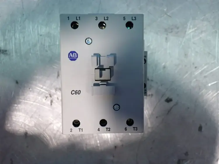 Used ALLENBRADLEY 100C60DJ10 PLC Contactors Ohio US | HGR 24 #907462