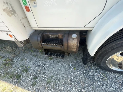 Used 1992 INTERNATIONAL 4200 4X2 Box trucks North Carolina US | Proxy Equipment #1388876