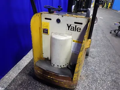 USED YALE ESC030G4T083