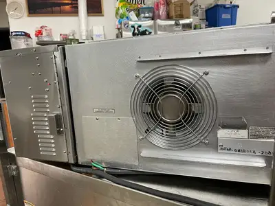 New | in-Stock Star Used Star UM1833A Ultra-Max Impingement Conveyor Electric Pizza Oven 208V Conveyor Ovens Illinois US | Falcon Restaurant Supply #1375648