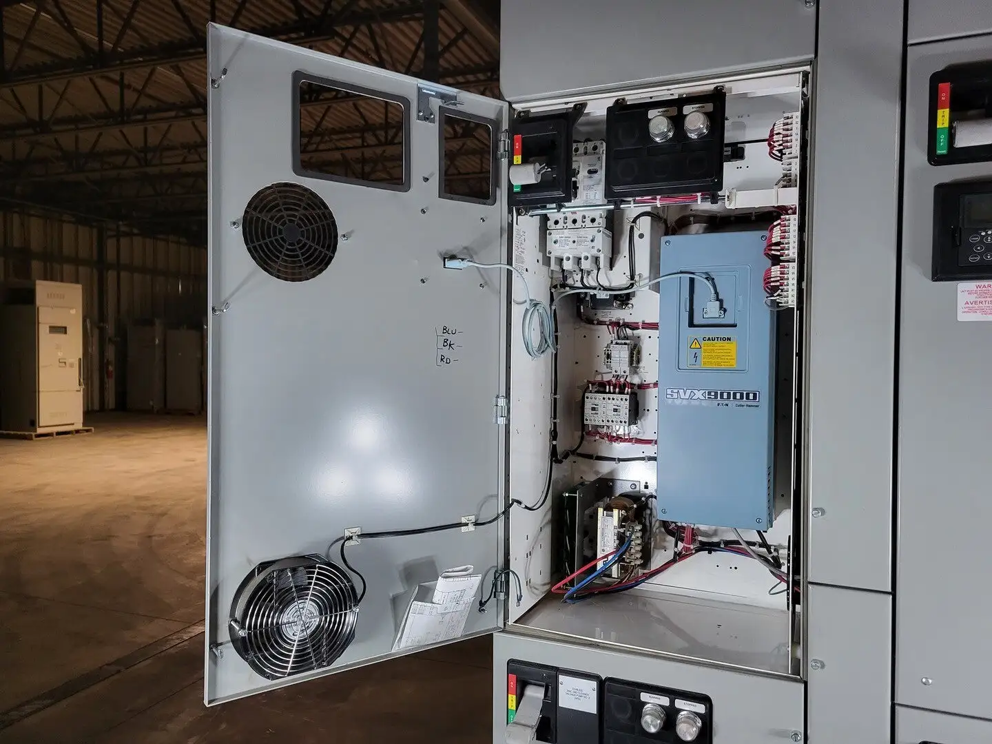 Used EATON SVX005A1-5A4N1 Switchgears British Columbia CA | Lenmark #240122