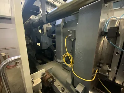 2016 TOSHIBA MACHINE EC250SXIIV50-U48-8B HORIZONTAL INJECTION MOULDING MACHINES | INJECTION DEPOT GROUP (4)