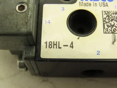 Fabco-Air 18HL-4 4-Way Lever Actuated Pneumatic Air Directional Valve Lot of 2