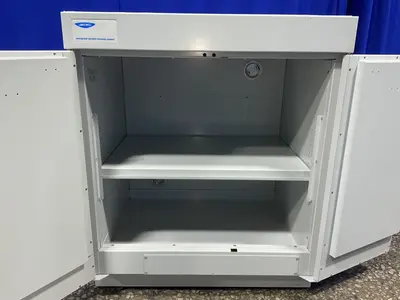 Used LABCONCO 9902200 Cabinets Ohio US | HGR 24 #1513562