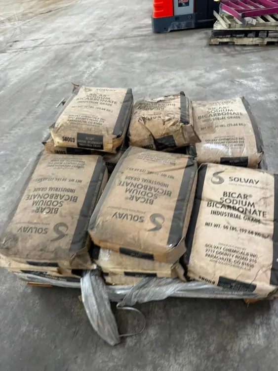 Used _UNKNOWN_ _UNKNOWN_ Chemicals, Fluids & Lubes North Carolina US | Myron Bowling Auctioneers Inc #1547609
