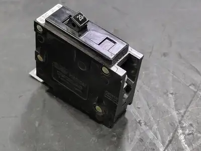 USED CUTLER-HAMMER BA120