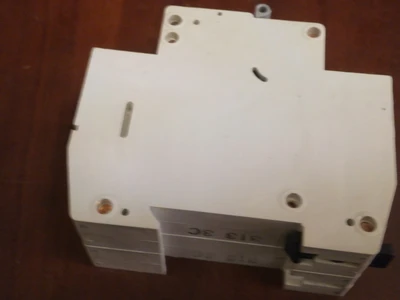 USED Allen-Bradley 1492SP2C030
