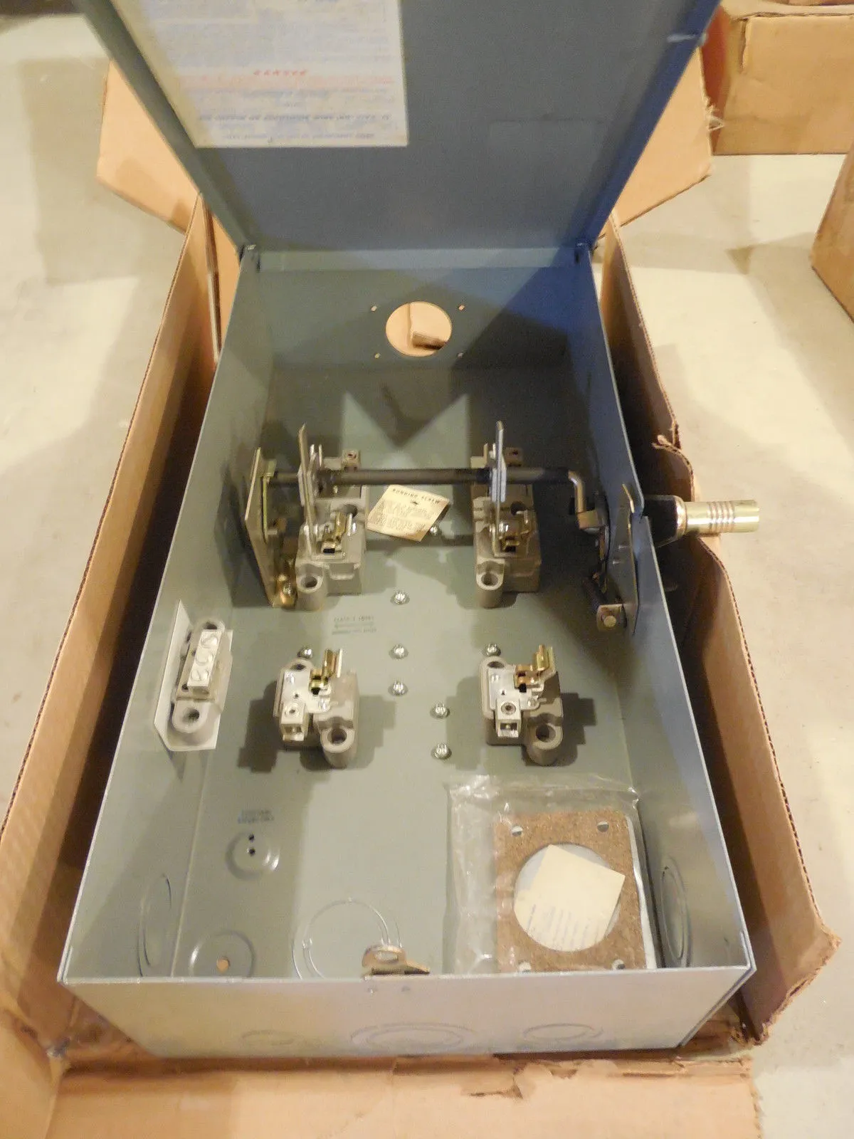 NEW CHALLENGER RGD223SN SAFETY SWITCH