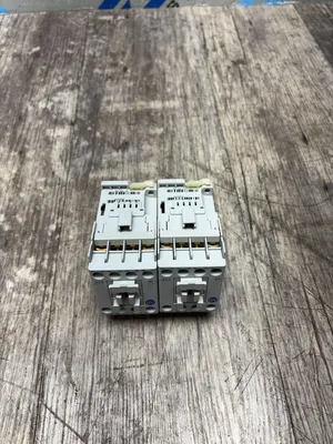 ALLEN BRADLEY 700-CF220* Electrical/PLC/Automation | ESS Industrial Equipment Sales (5)