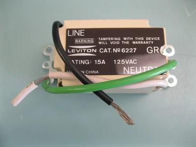 NEW Leviton 7410G