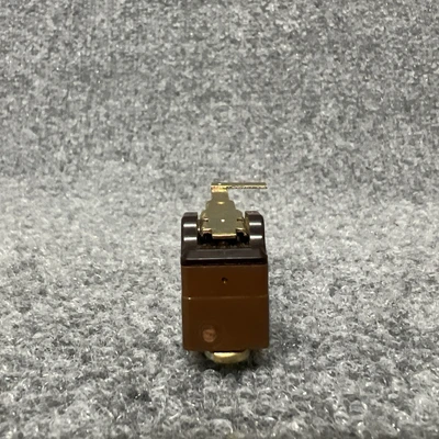 New | in-Stock Honeywell 139028B Switch Parts California US | Davliegogo LLC #1708419