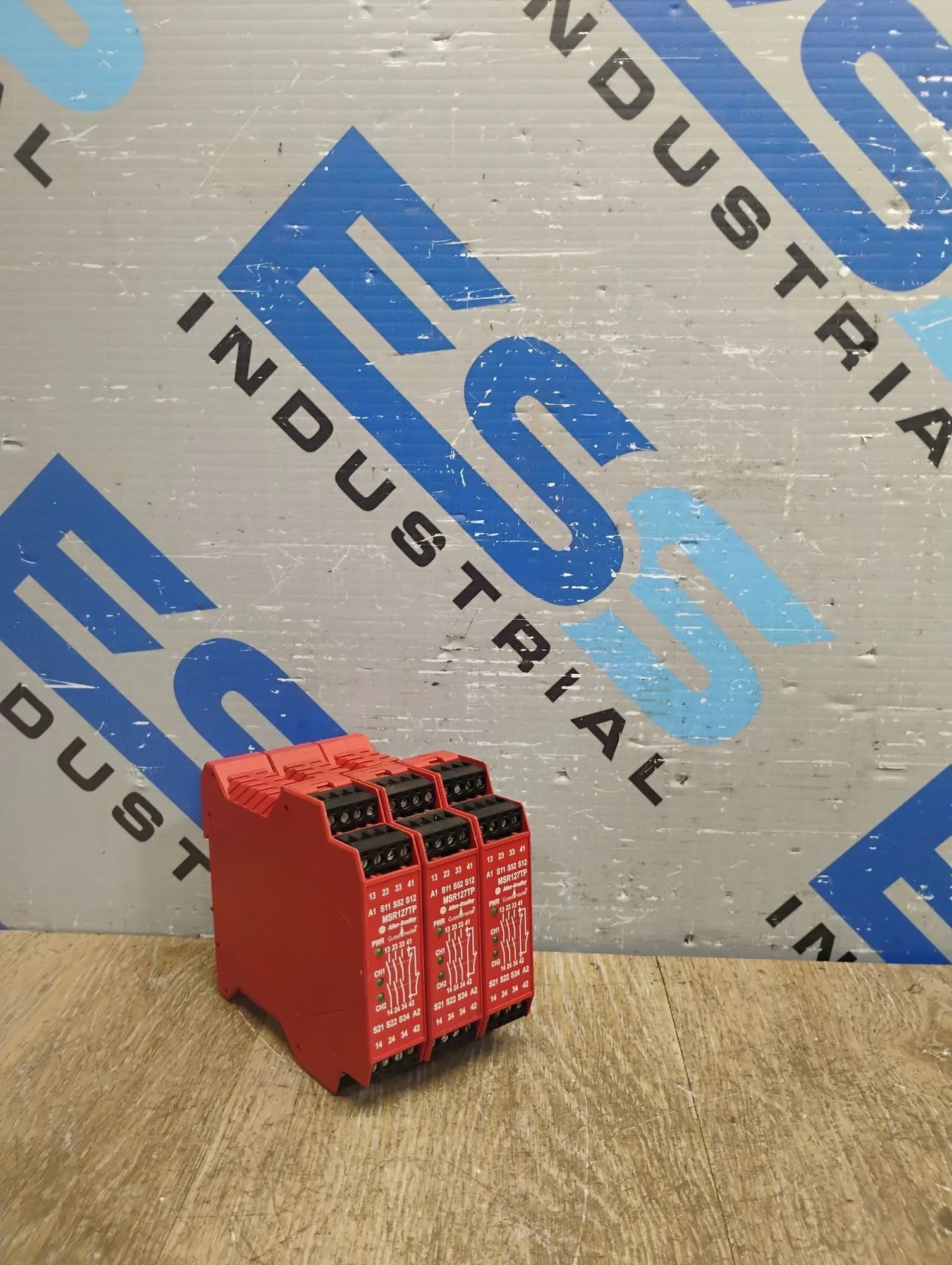 USED Allen-Bradley 440R-N23131