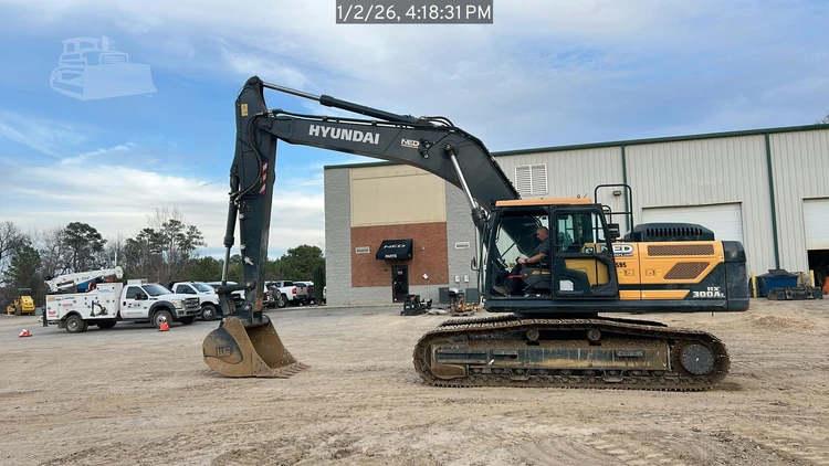 Used 2023 HYUNDAI HX300AL Crawler Excavators North Carolina US | National Equipment Dealers #1422408