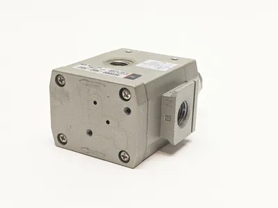 AV2000-N02-5DZ | SMC  Soft Start Valve NO COIL - Used