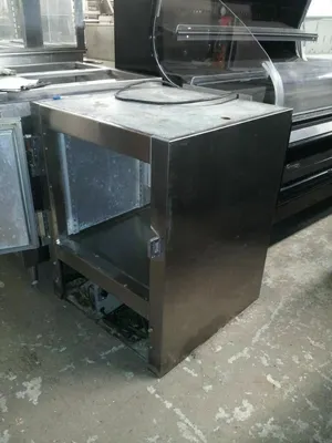 75-0220 Traulsen AU8001 Self-Contained Cooler