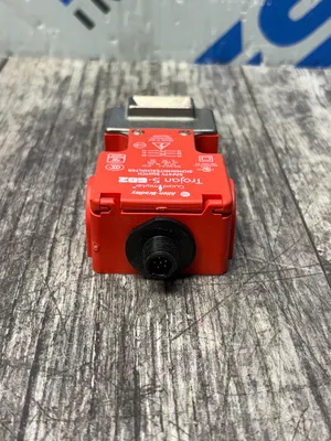 Allen-Bradley 440K-T11369 SER. B Safety Relays | ESS Industrial Equipment Sales (6)