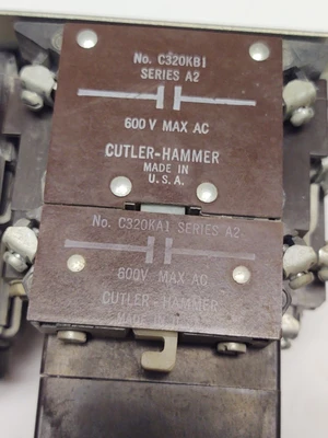 CUTLER HAMMER MOTOR STARTER A10CN0 NEMA 1 27A CONTACTOR 120V COIL W 1036 HEATERS