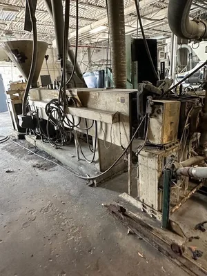 4.5″ Welex Pelletizing Line w/Gala 6 & Box Dumper