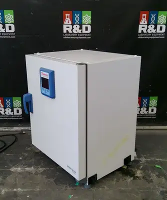 Used _UNKNOWN_ _UNKNOWN_ Thermostatic Incubators California US | R&D Laboratory Equipment #1304794