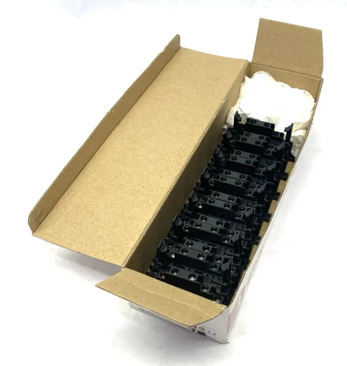 New | in-Stock IDEC Socket Relay Base DIN Mount 6Pole RF1V BOX OF 7 Misc Electrical & Power Parts Michigan US | Maverick Industrial Sales #1401177