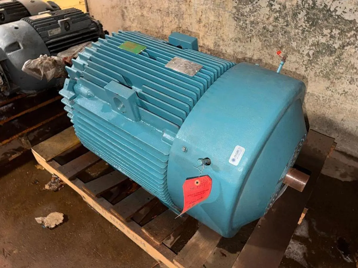 USED GE MOTORS SKAF445SS370P