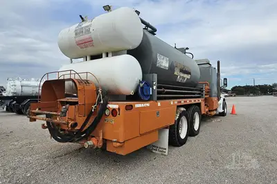 Used 2015 PETERBILT 567 Tractors & Trailers Texas US | Roll Off Truck World #1486374