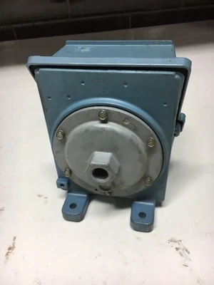 New | in-Stock United Electric Controls J400 Relays & Switches Indiana US | J&J Industrial Supply #510973