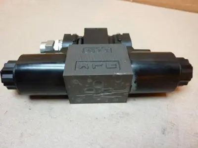 USED YUKEN DSG-01-3C4-D24-6090