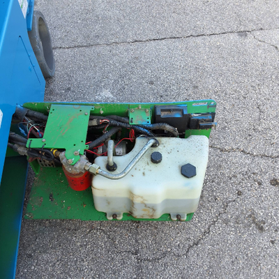 USED 2015 Genie GS-3232