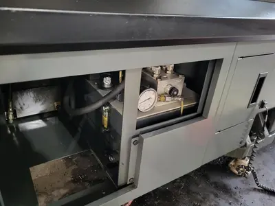 USED 2013 HAAS ST-40